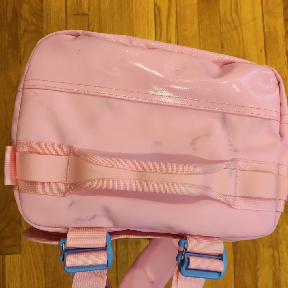 Baboon to the Moon Cotton Candy Pink Go Bag Mini 32L With Slight Discoloration - Picture 2 of 16